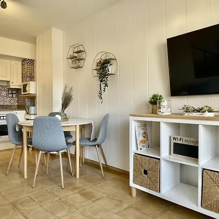 Apartament Salles Beach 36 *